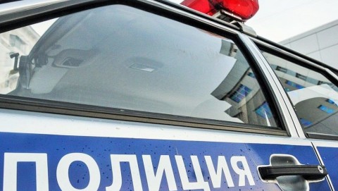 Жительница Верховского района стала фигуранткой уголовного дела, совершив хищение 14 тысяч рублей из местного магазина
